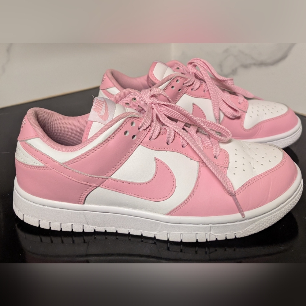 Nike Dunk Low 'Real Pink' Sneakers Wmn's Size 10 Like New MSRP $140 - Picture 4 of 11